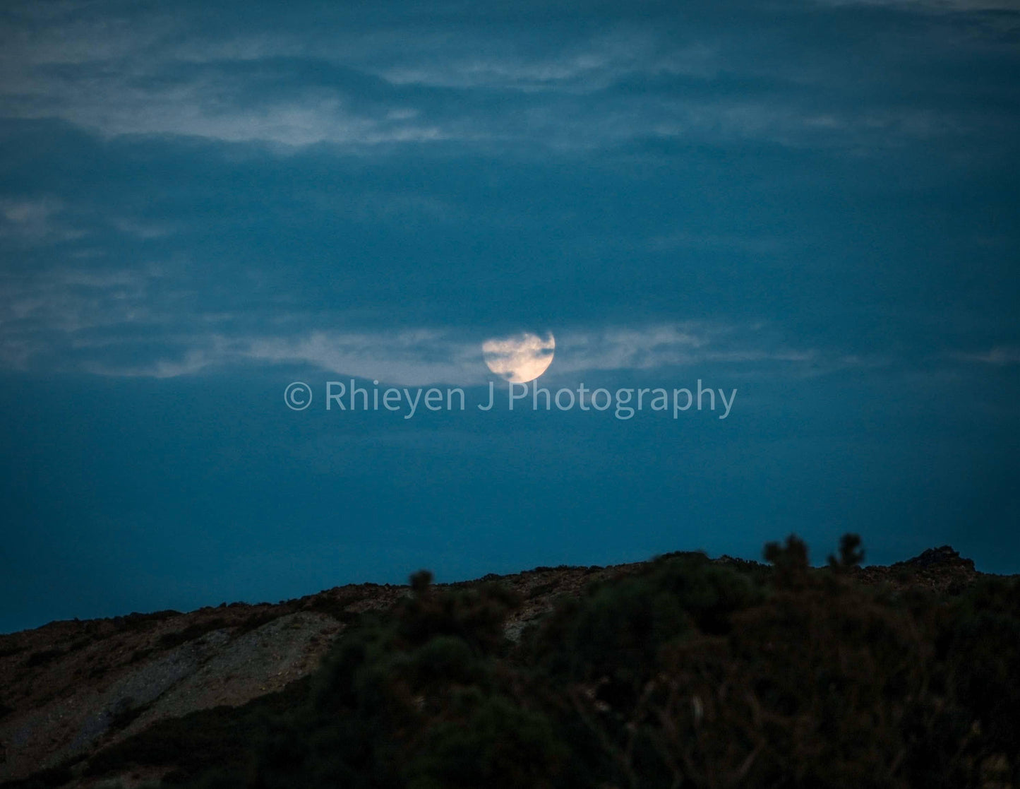 Moon Fridge Magnet. Moon Over the Mountains. 6" x 4" High Quality Easy Fridge Magnet